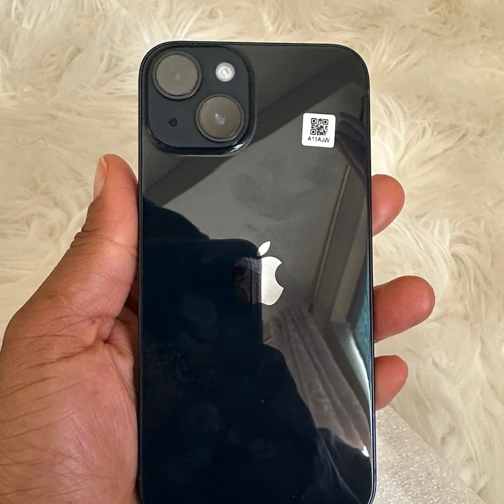 Apple discover elegance